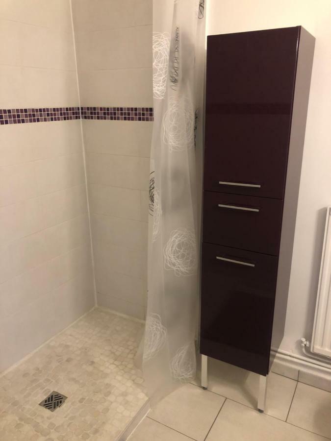 Chambre Les Loges Nevers Exterior photo
